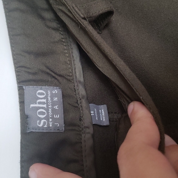 2 for $15 ‐ New York & Co 14 Olive Jeggings - Picture 4 of 8